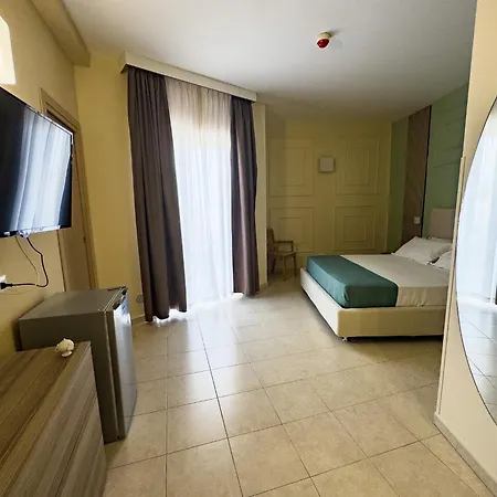 Oro Hotel